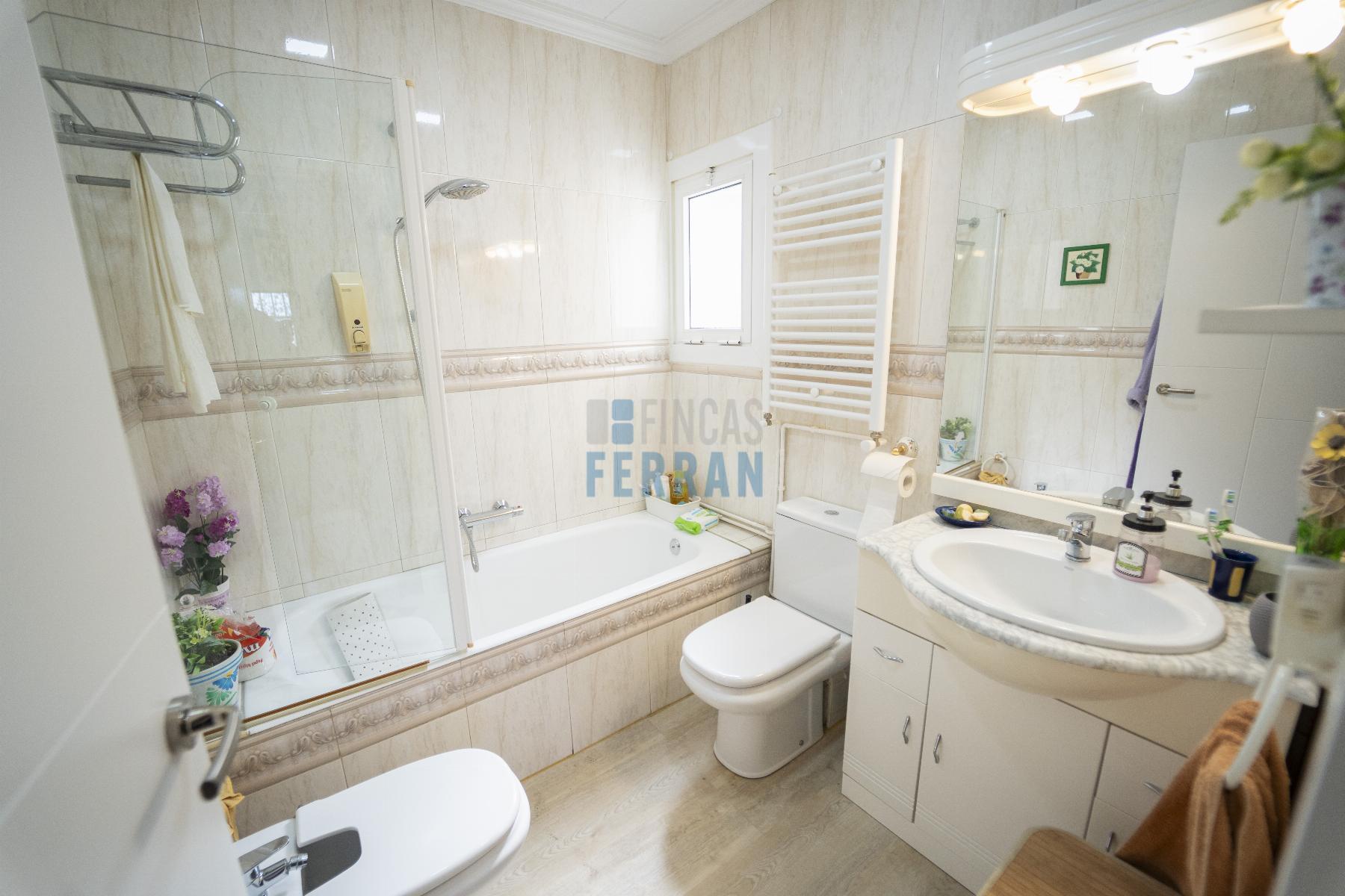 Venta de piso en Cerdanyola del Vallès
