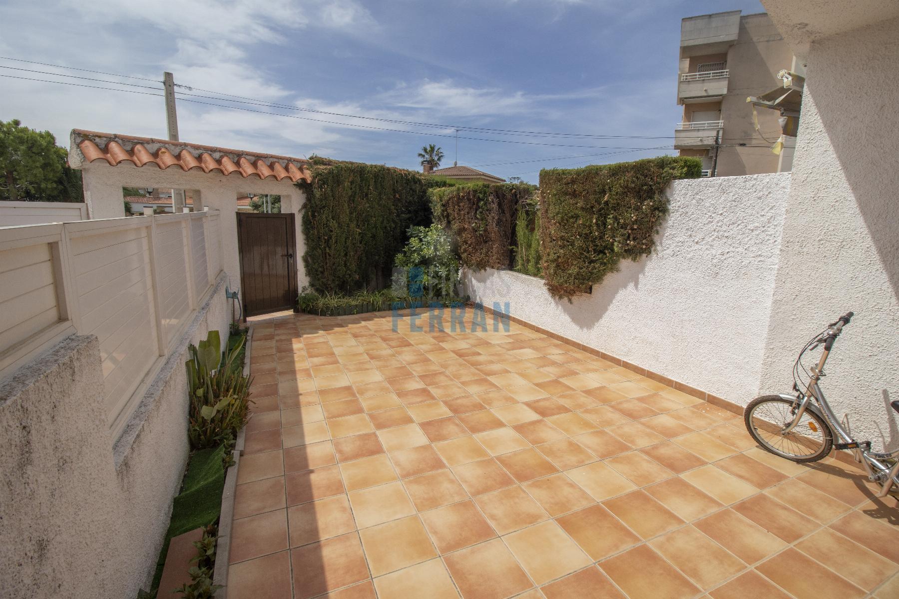 Venta de casa en Coma - Ruga
