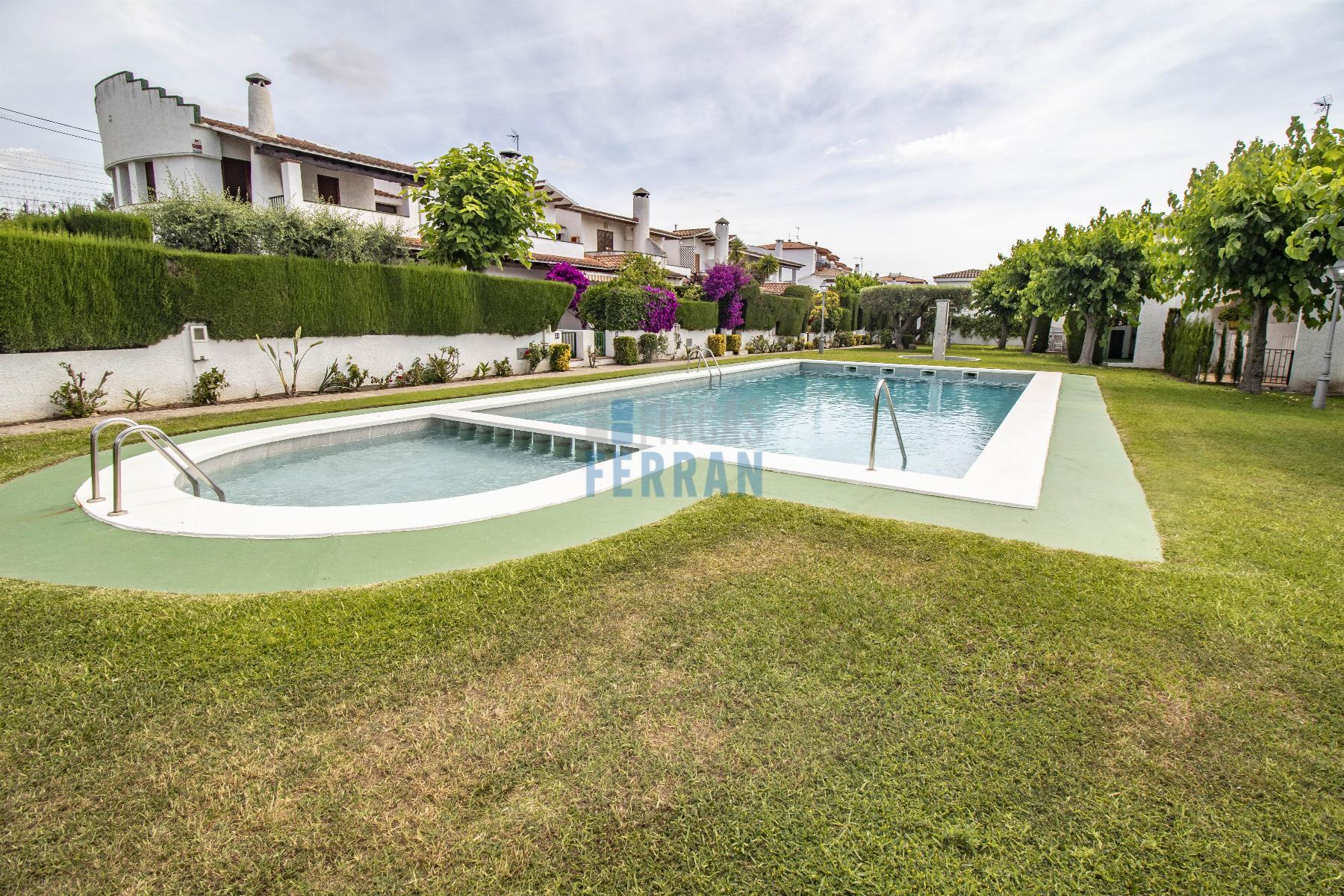 Venta de casa en Coma - Ruga