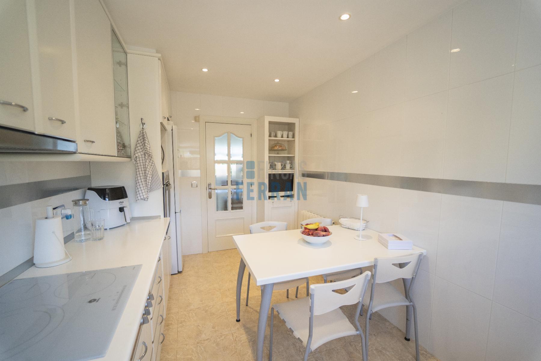 Venta de casa en Coma - Ruga