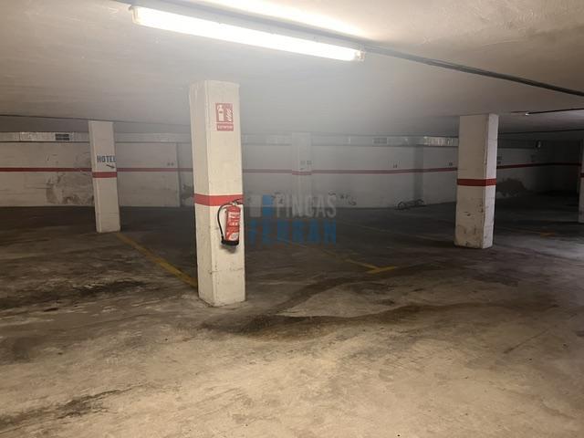 Venta de garaje en Coma - Ruga