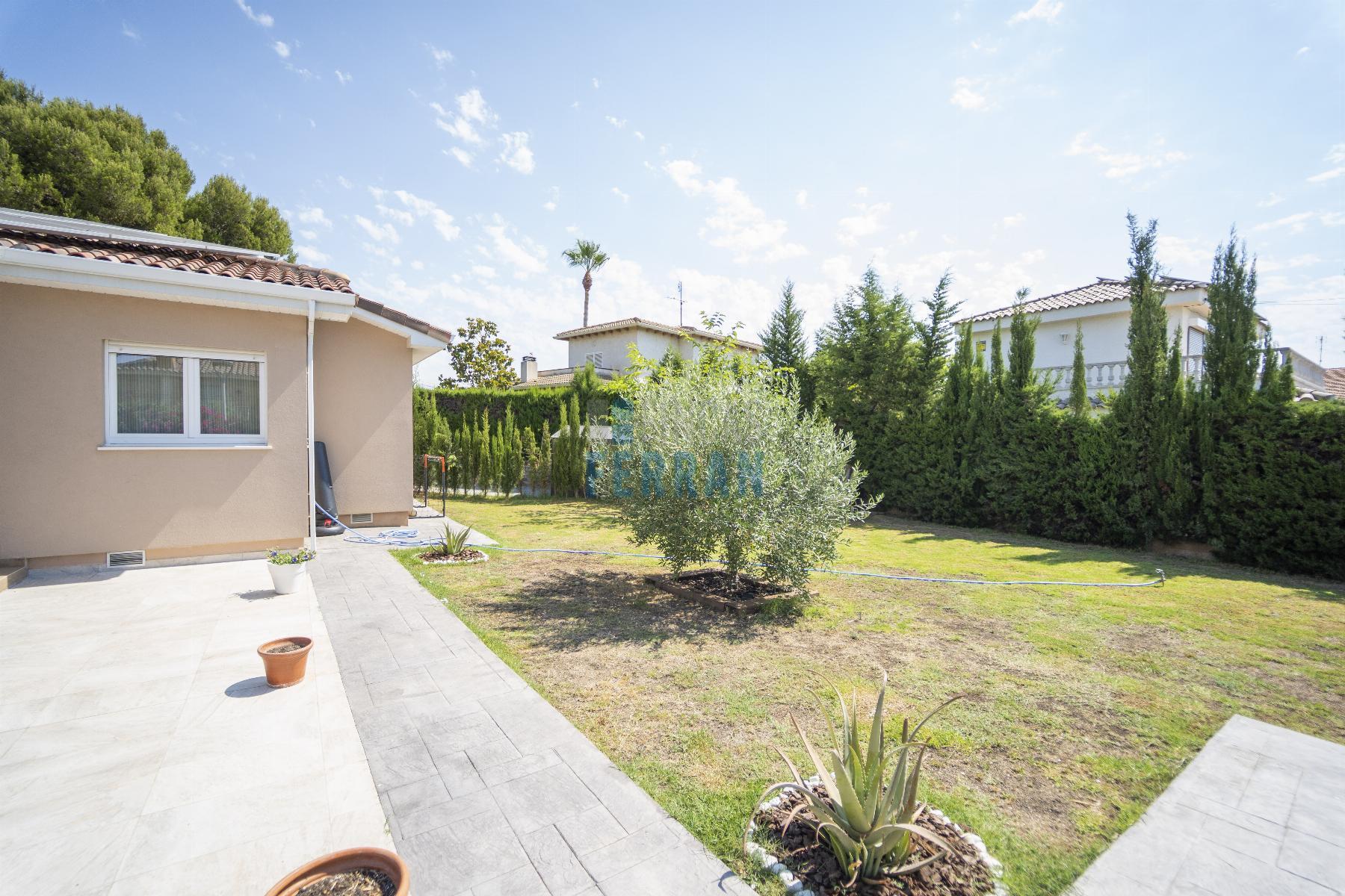 Venta de casa en Coma - Ruga