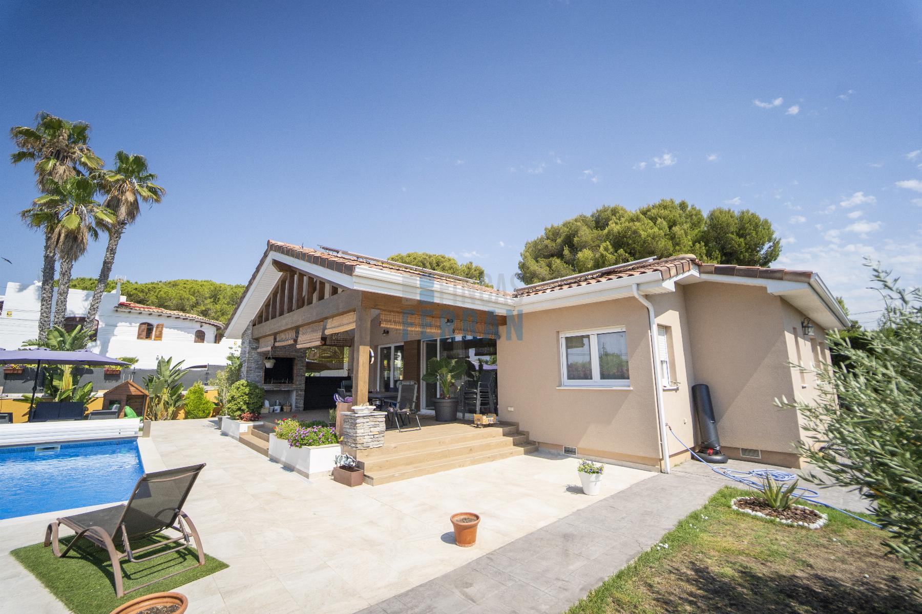Venta de casa en Coma - Ruga