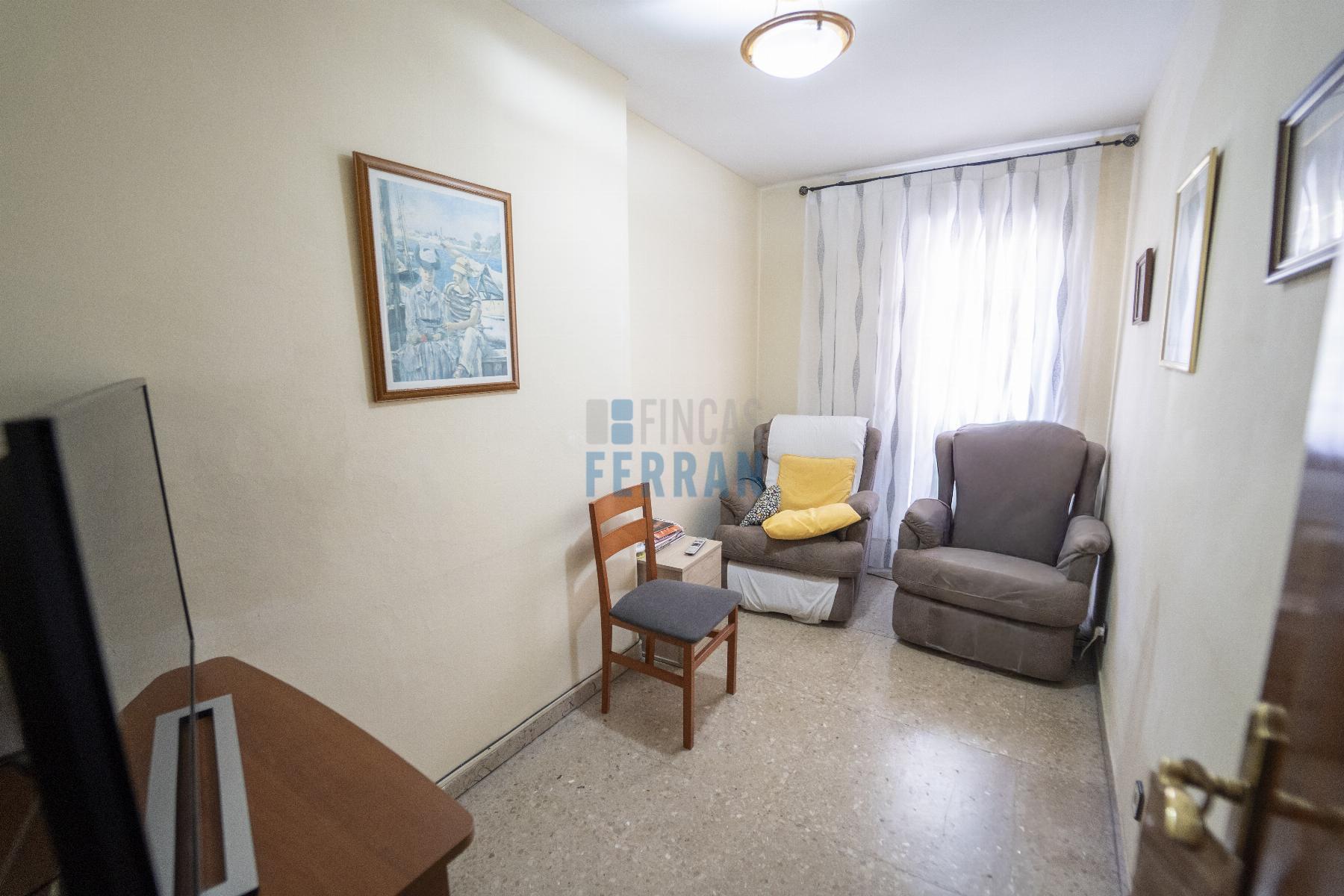 Venta de piso en Cornellà de Llobregat