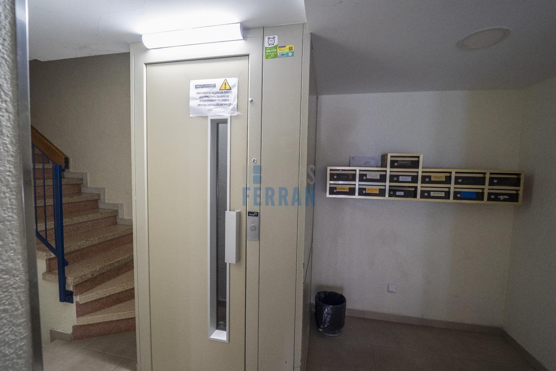 Venta de piso en Cornellà de Llobregat