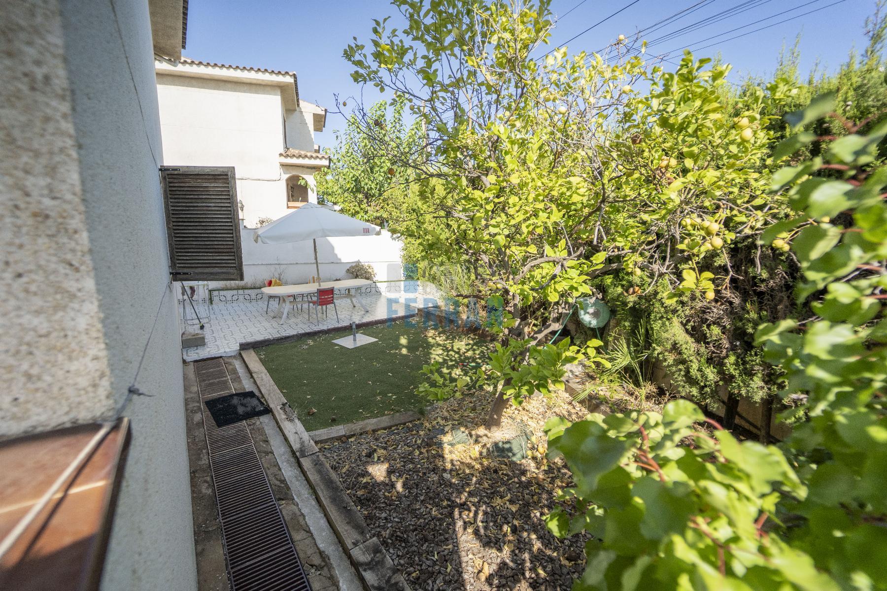 Venta de casa en Coma - Ruga