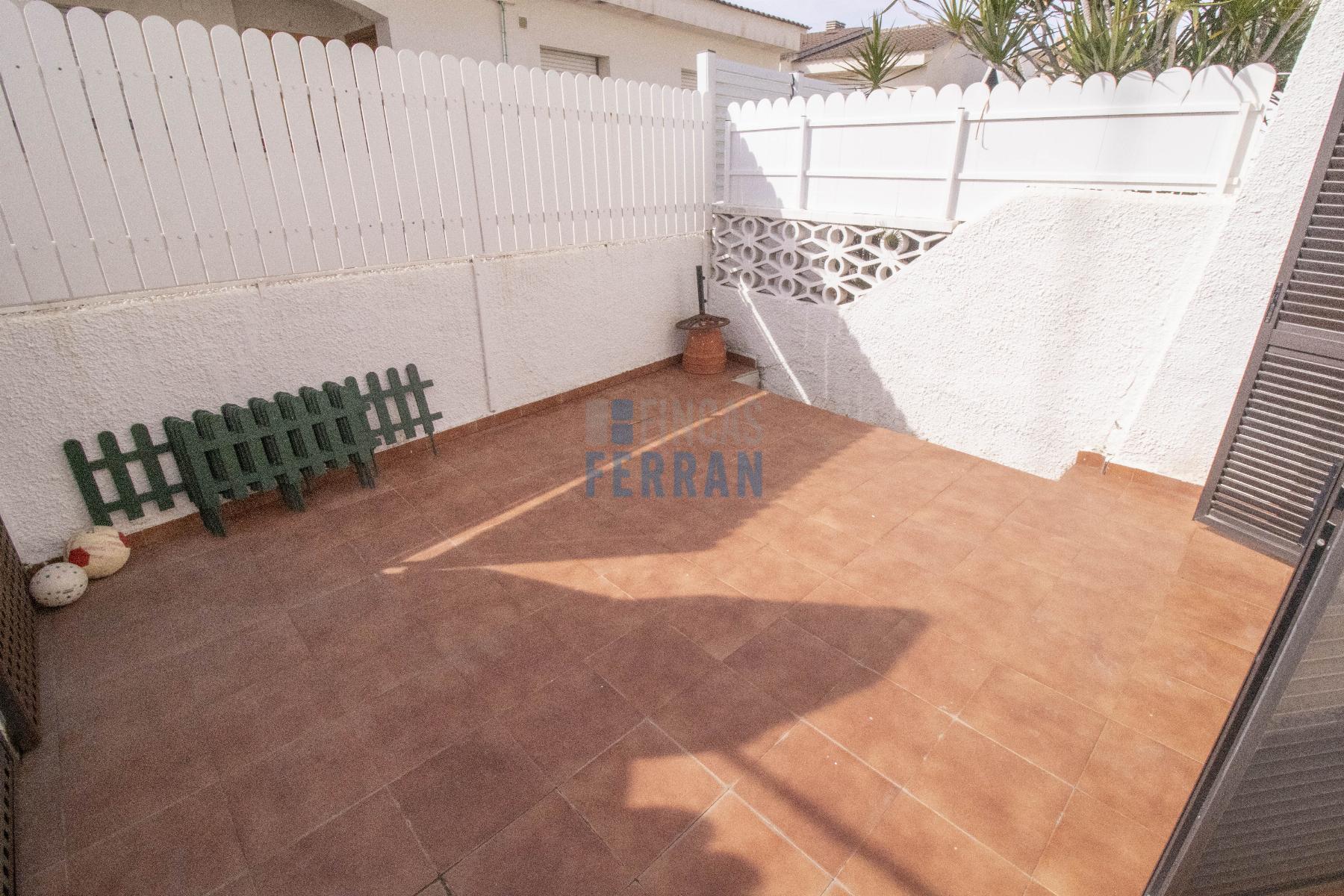 Venta de casa en Coma - Ruga