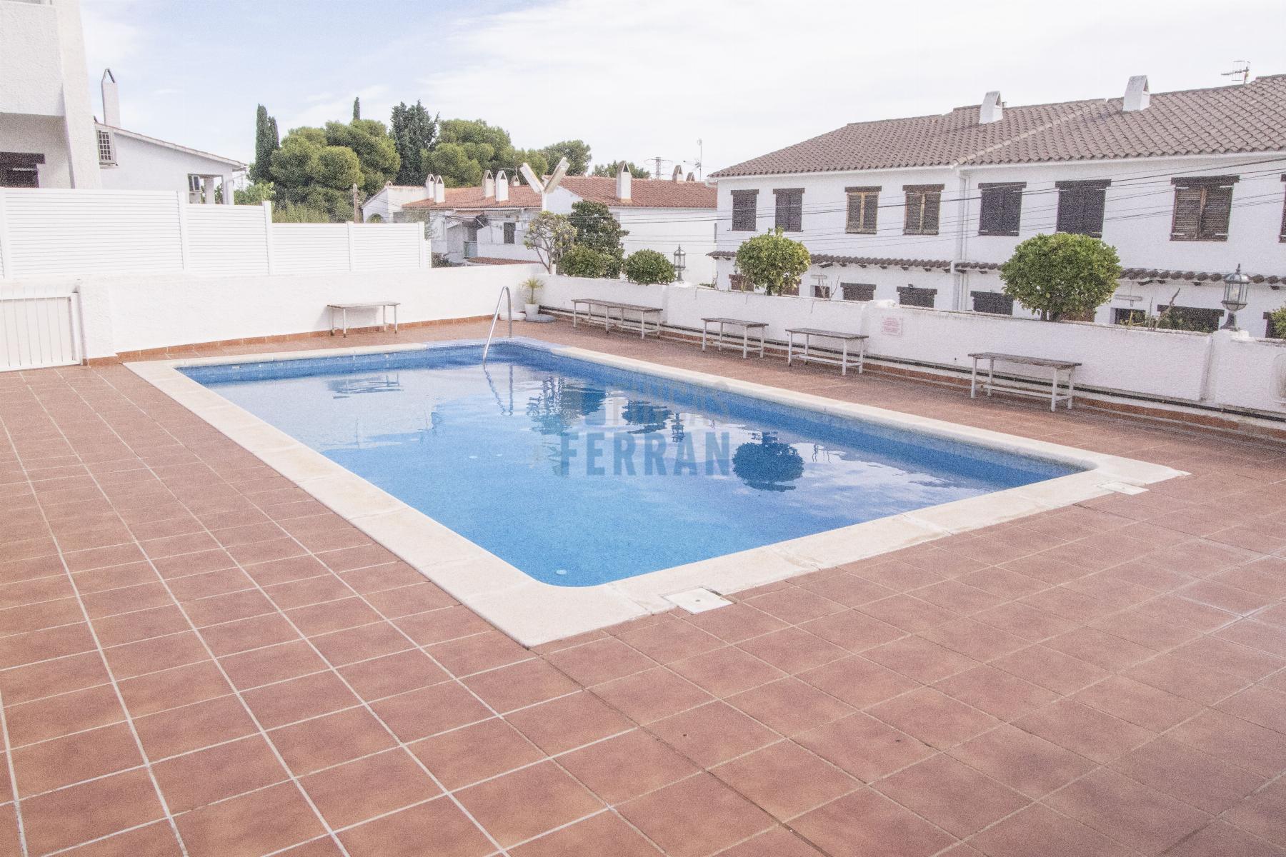 Venta de casa en Coma - Ruga