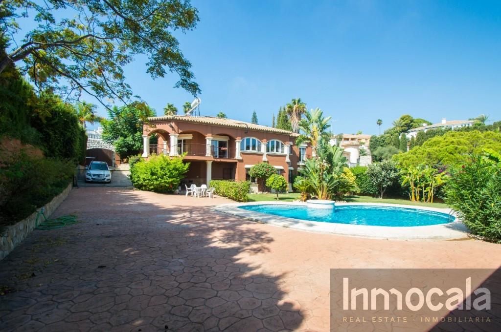 Venta de villa en Campo Mijas