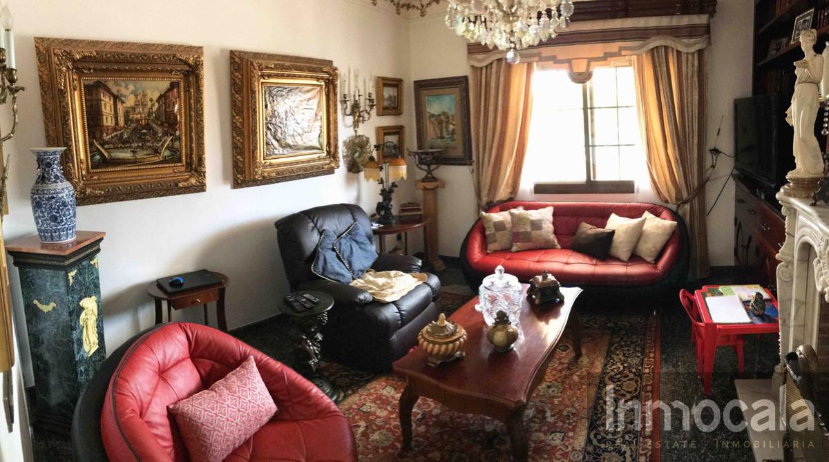 For sale of villa in Mijas
