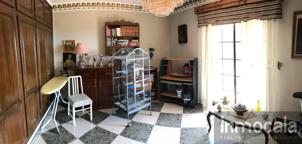 For sale of villa in Mijas