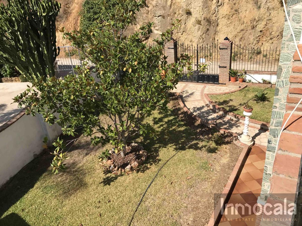 For sale of villa in Mijas