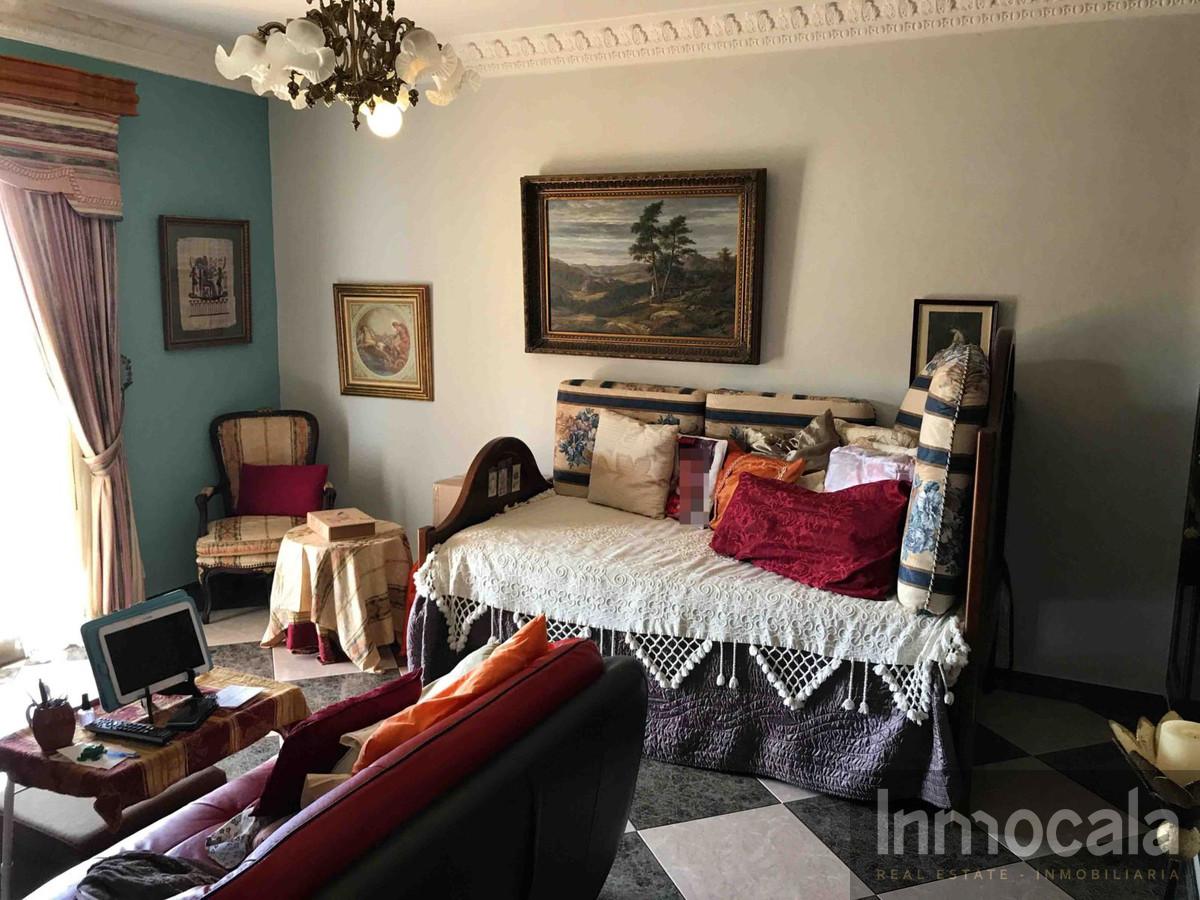 For sale of villa in Mijas