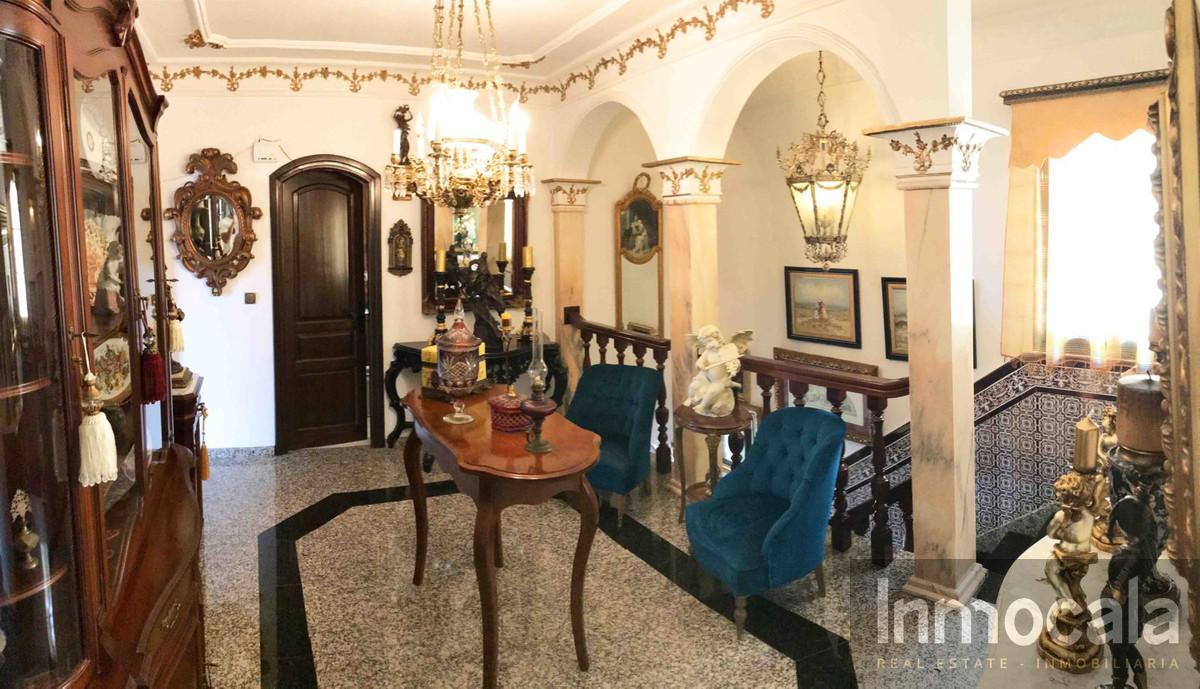 For sale of villa in Mijas