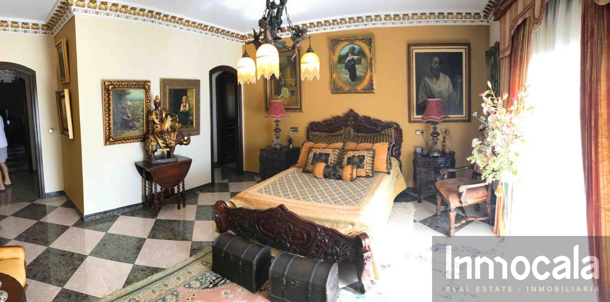 For sale of villa in Mijas