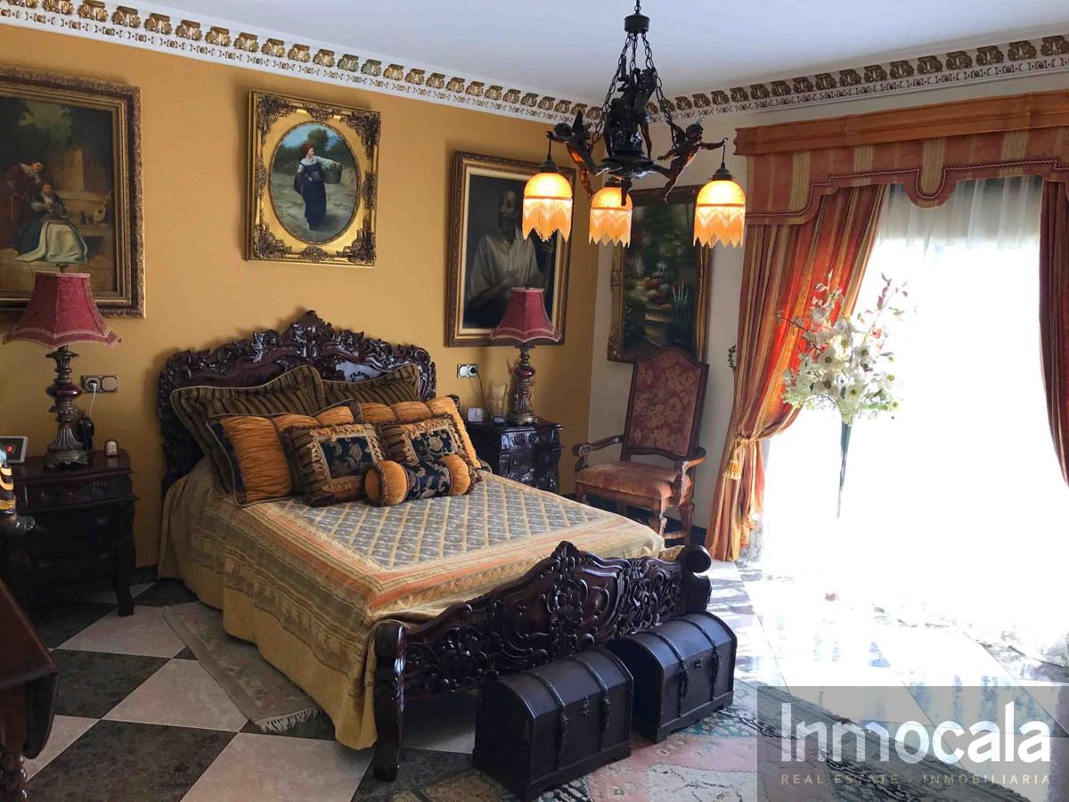For sale of villa in Mijas