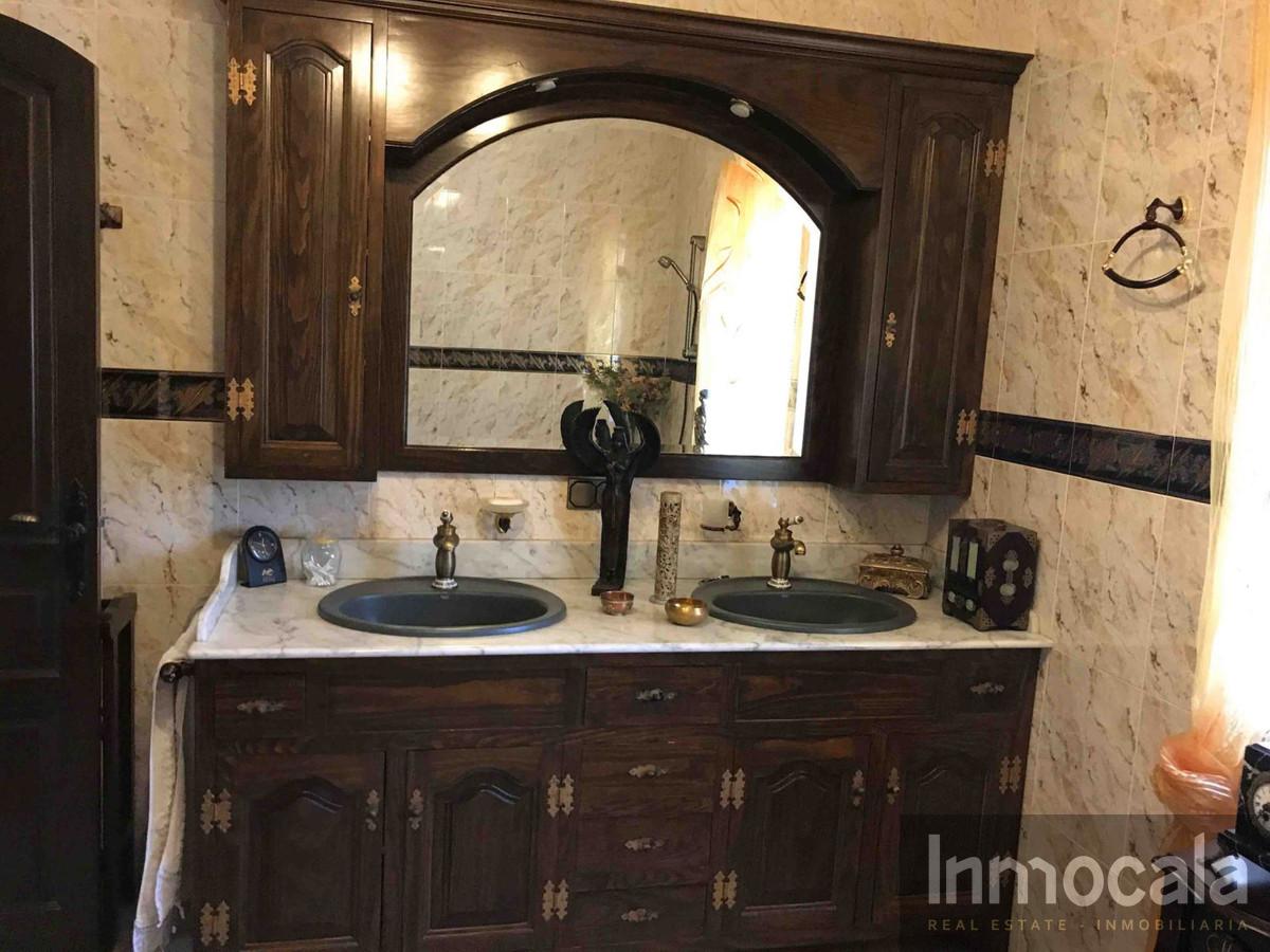 For sale of villa in Mijas