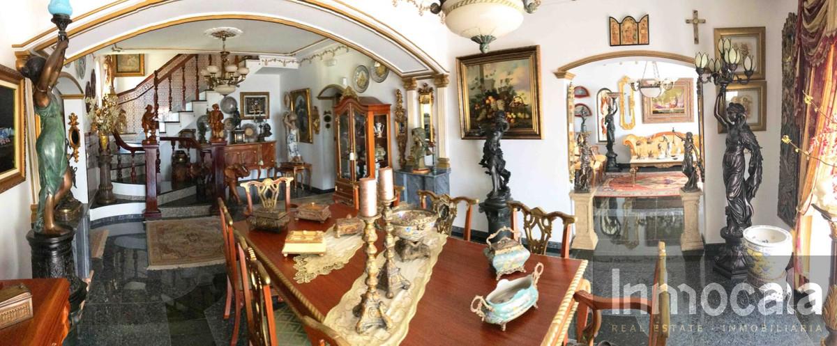 For sale of villa in Mijas