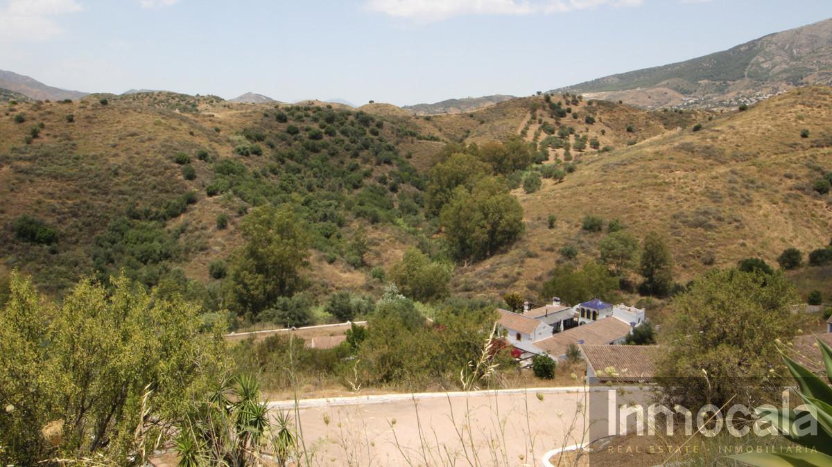 For sale of land in Mijas Costa