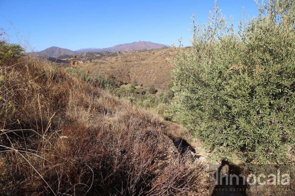 For sale of land in Mijas Costa