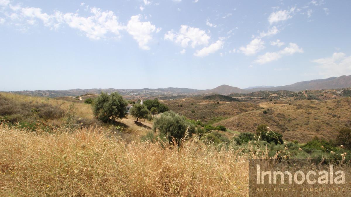 For sale of land in Mijas Costa