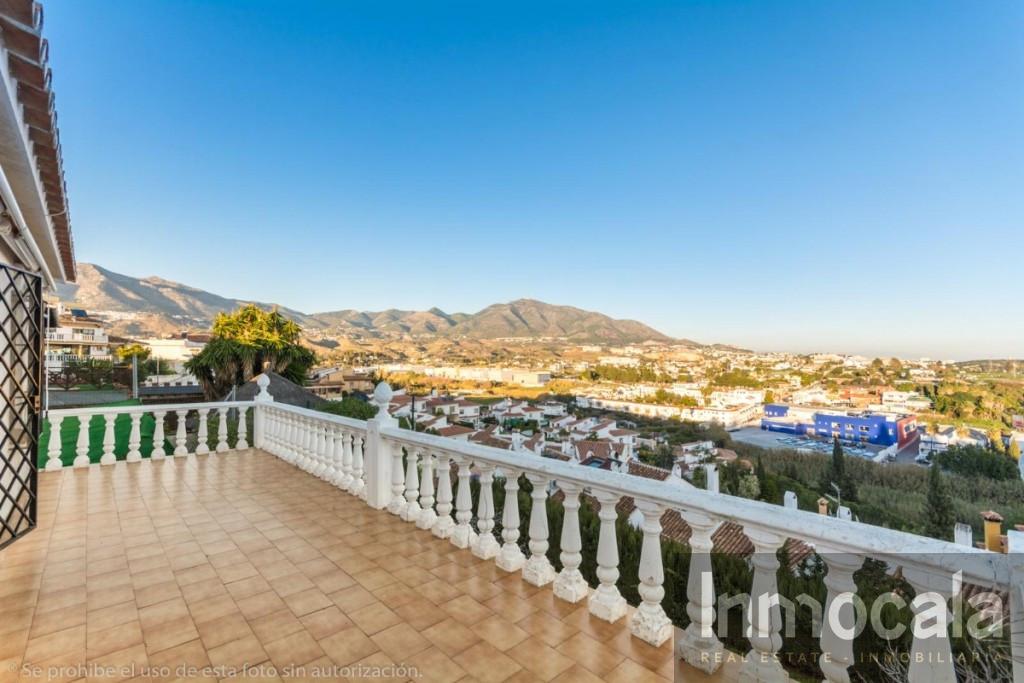For sale of villa in Mijas Costa