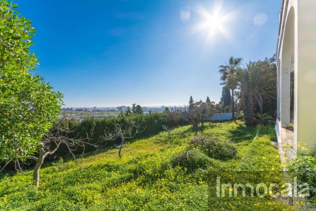 For sale of villa in Mijas Costa