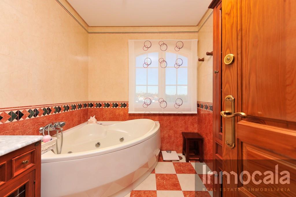 Venta de villa en Mijas Costa