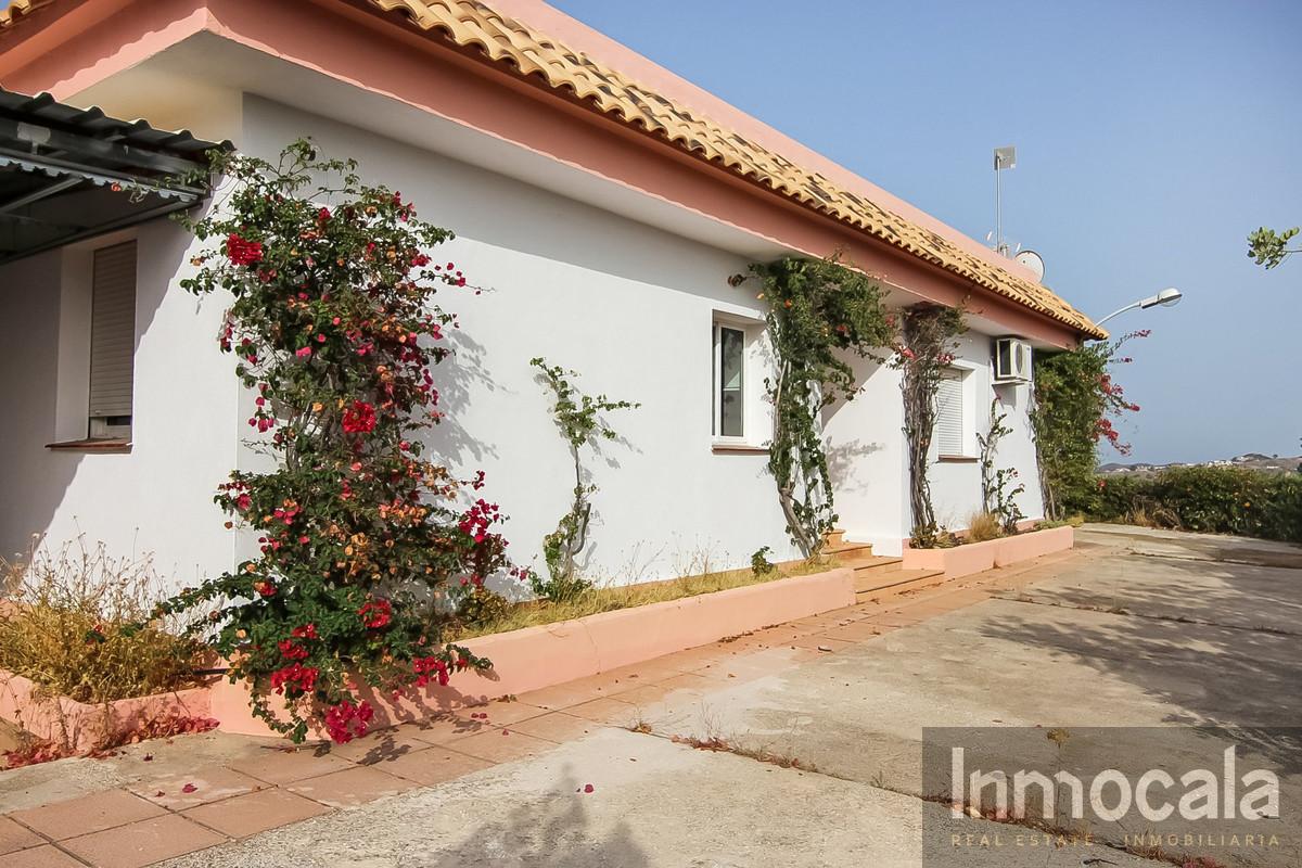 For sale of villa in Mijas