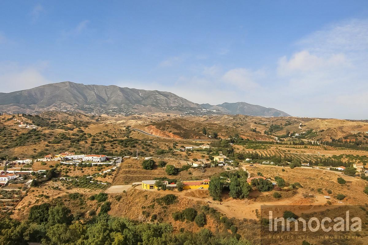 For sale of villa in Mijas