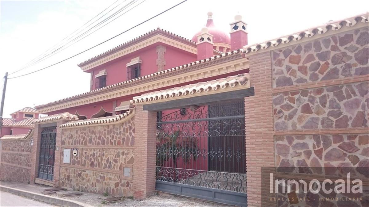 For sale of villa in Mijas Costa