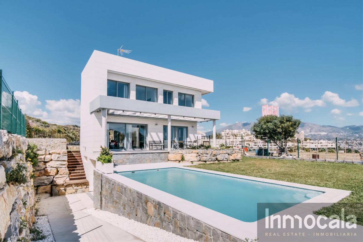 For sale of villa in Mijas Costa