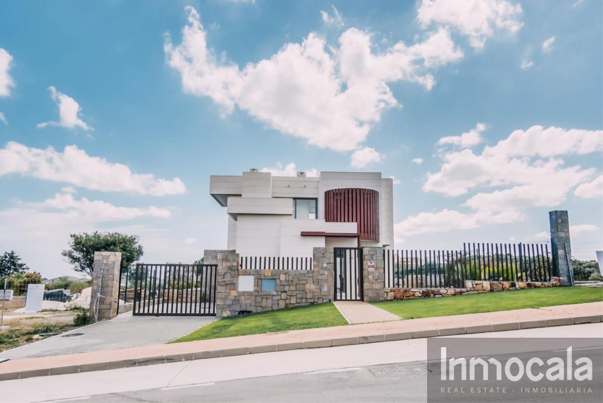 For sale of villa in Mijas Costa