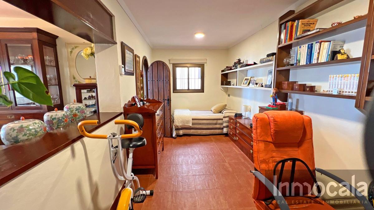 For sale of villa in Mijas