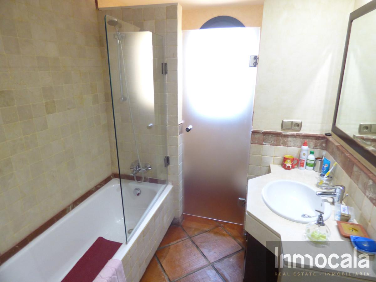 For sale of villa in Mijas