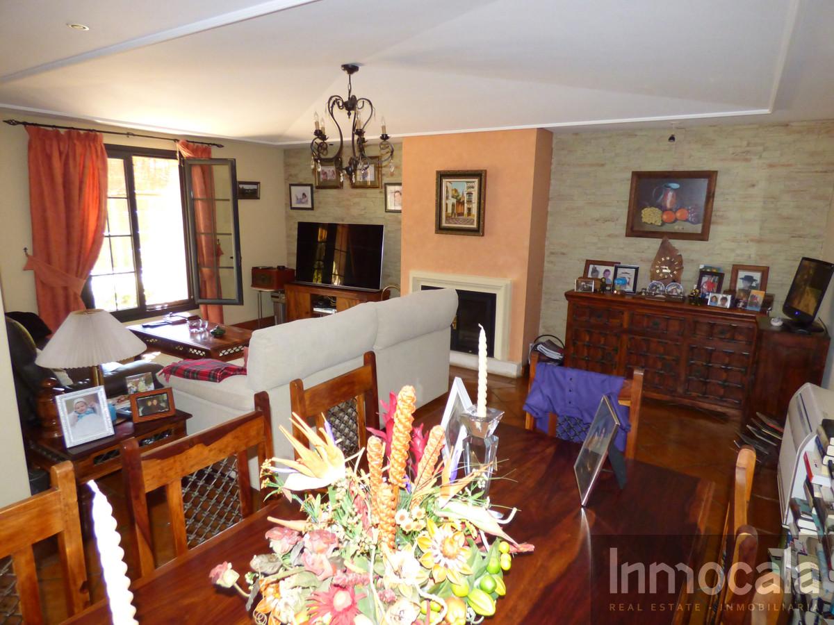 For sale of villa in Mijas