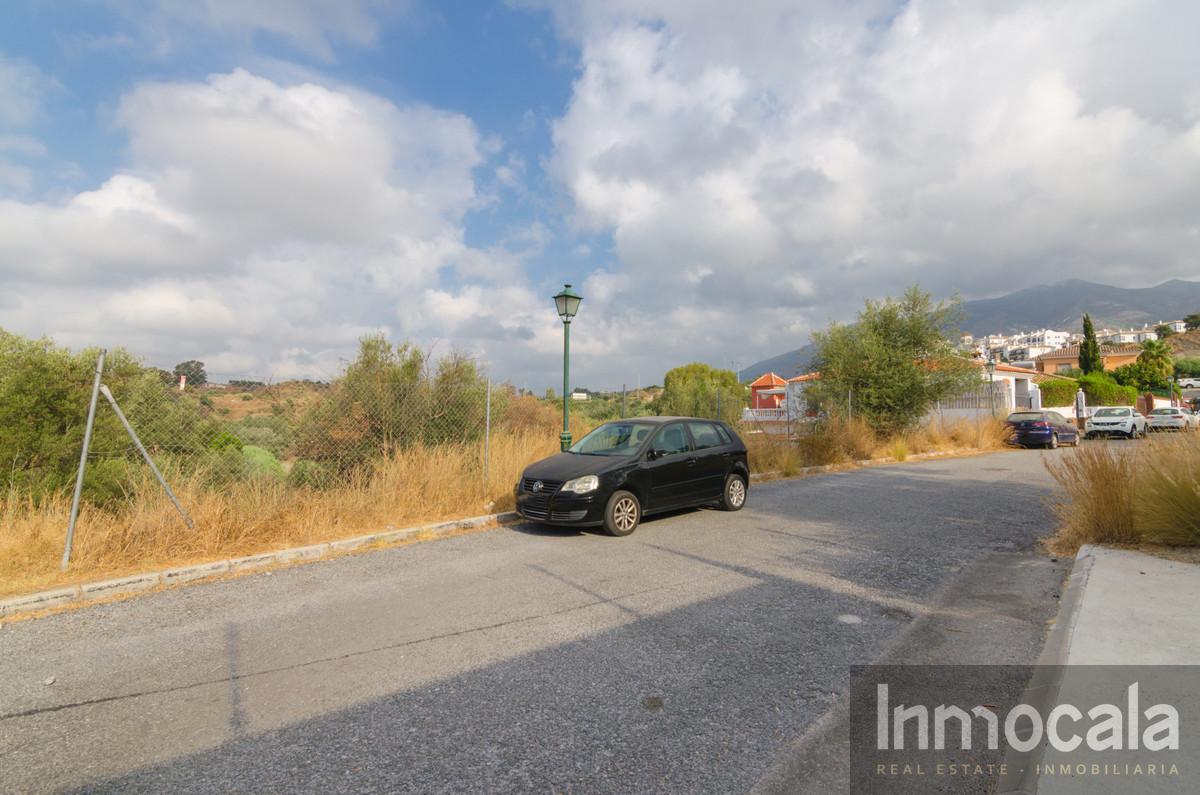 For sale of land in Mijas Costa