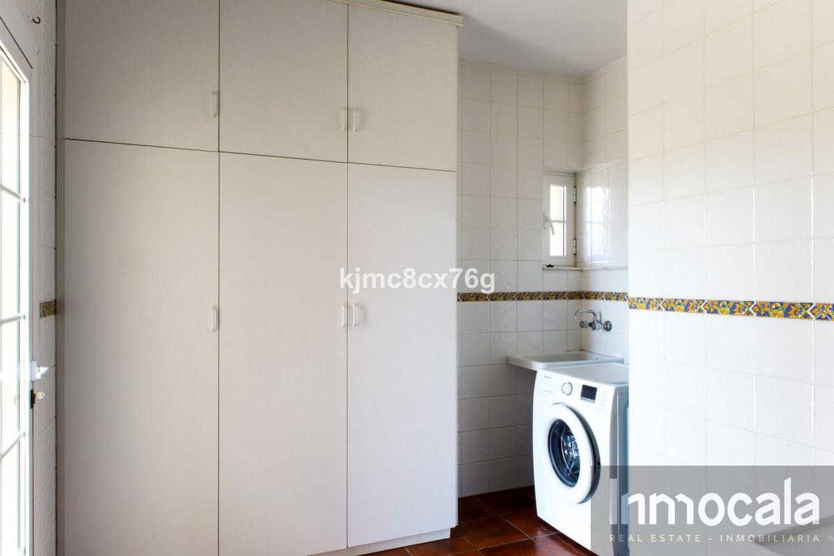 For sale of villa in Mijas