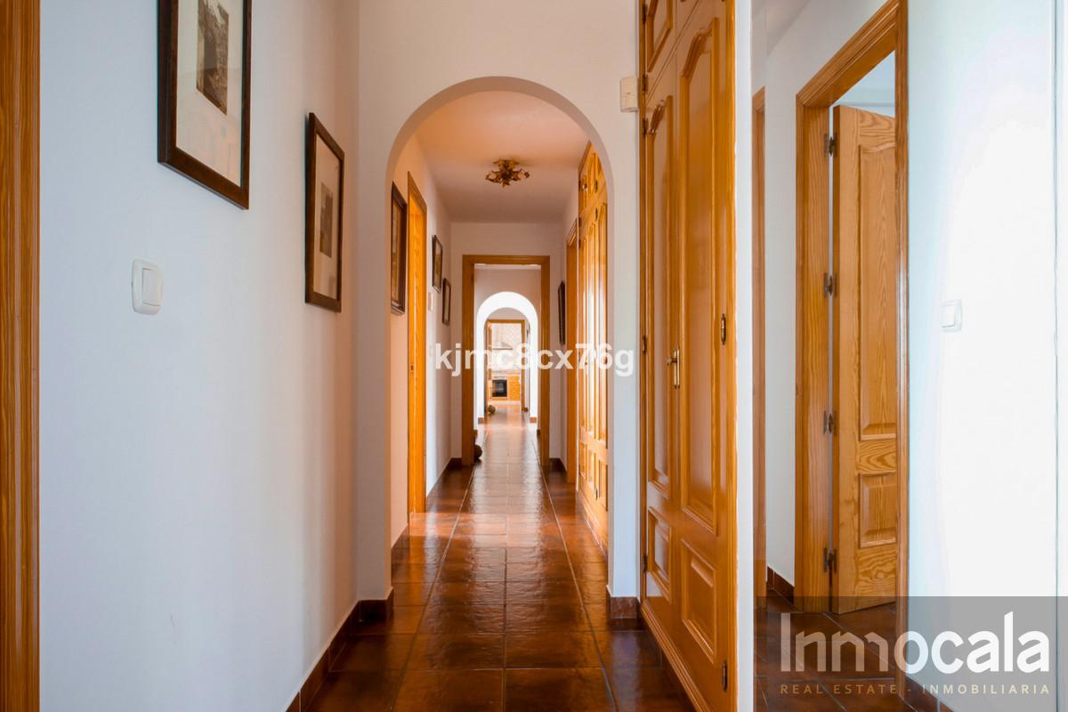 For sale of villa in Mijas