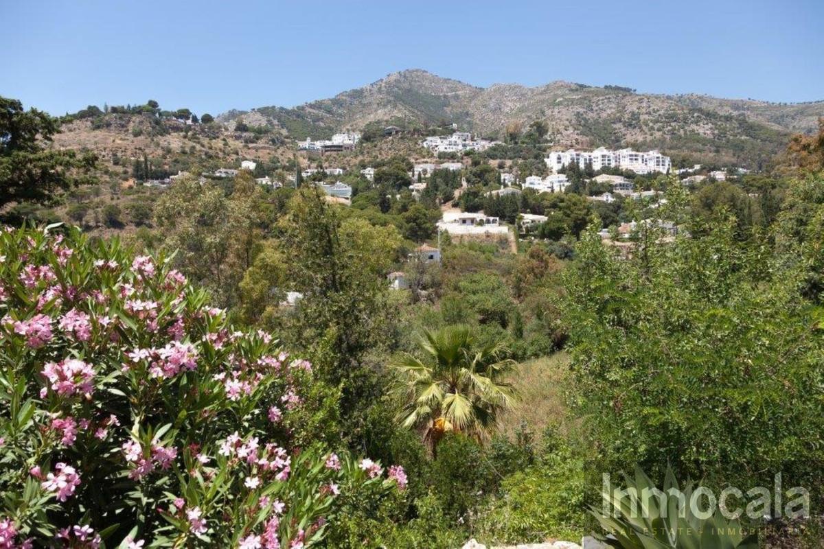 For sale of villa in Mijas