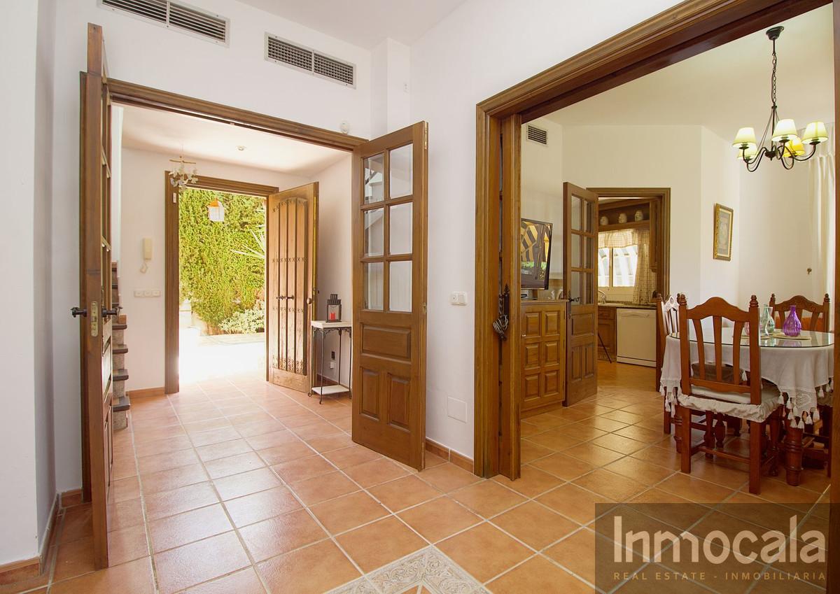 For sale of villa in Mijas