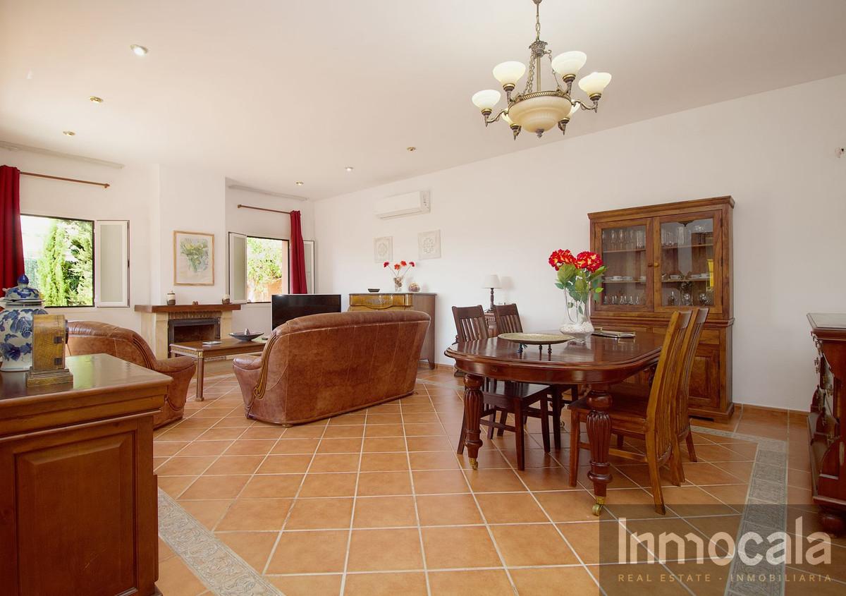 For sale of villa in Mijas