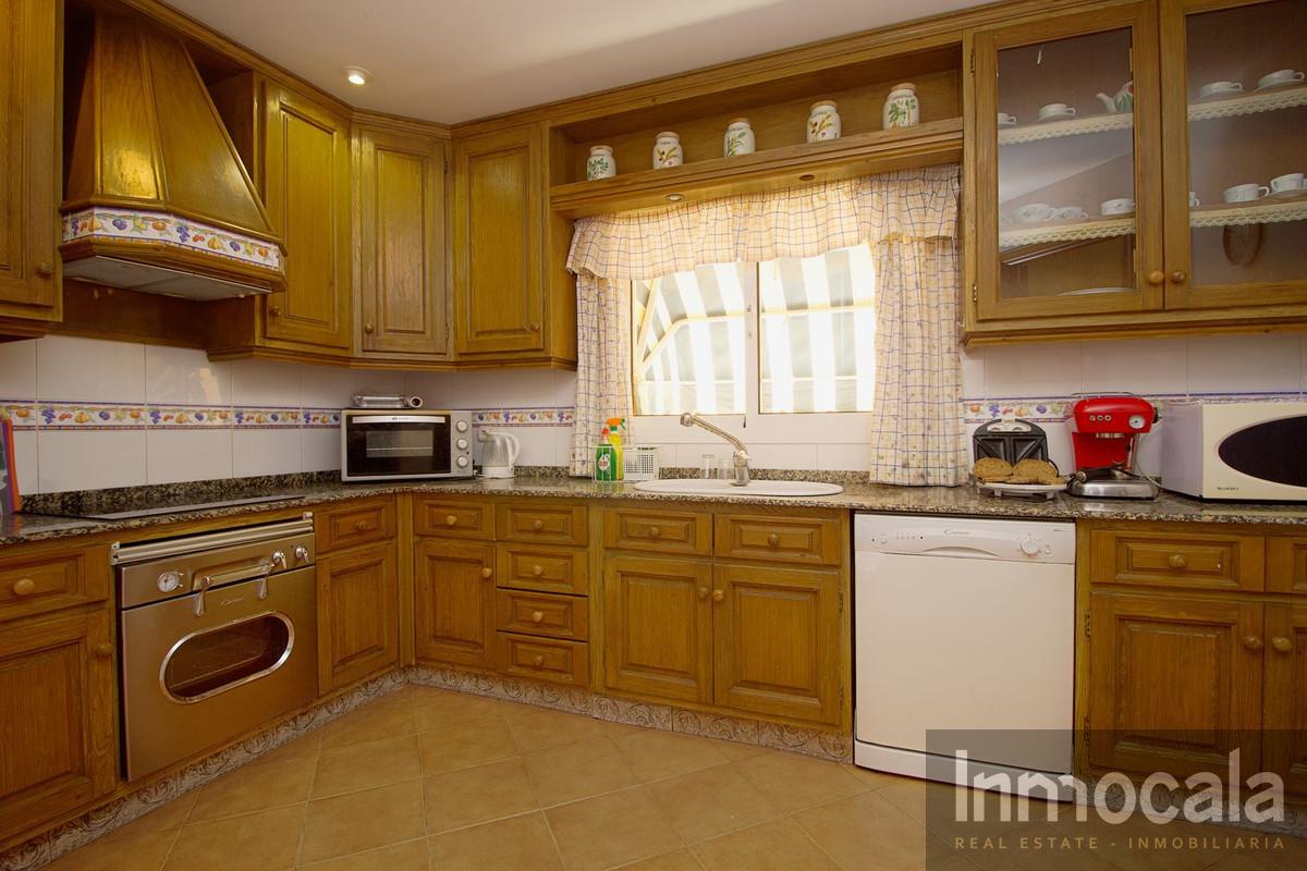 For sale of villa in Mijas