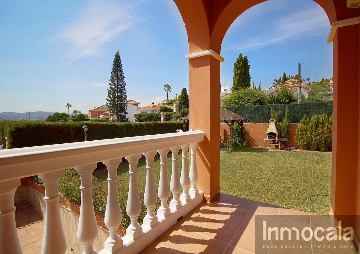 For sale of villa in Mijas
