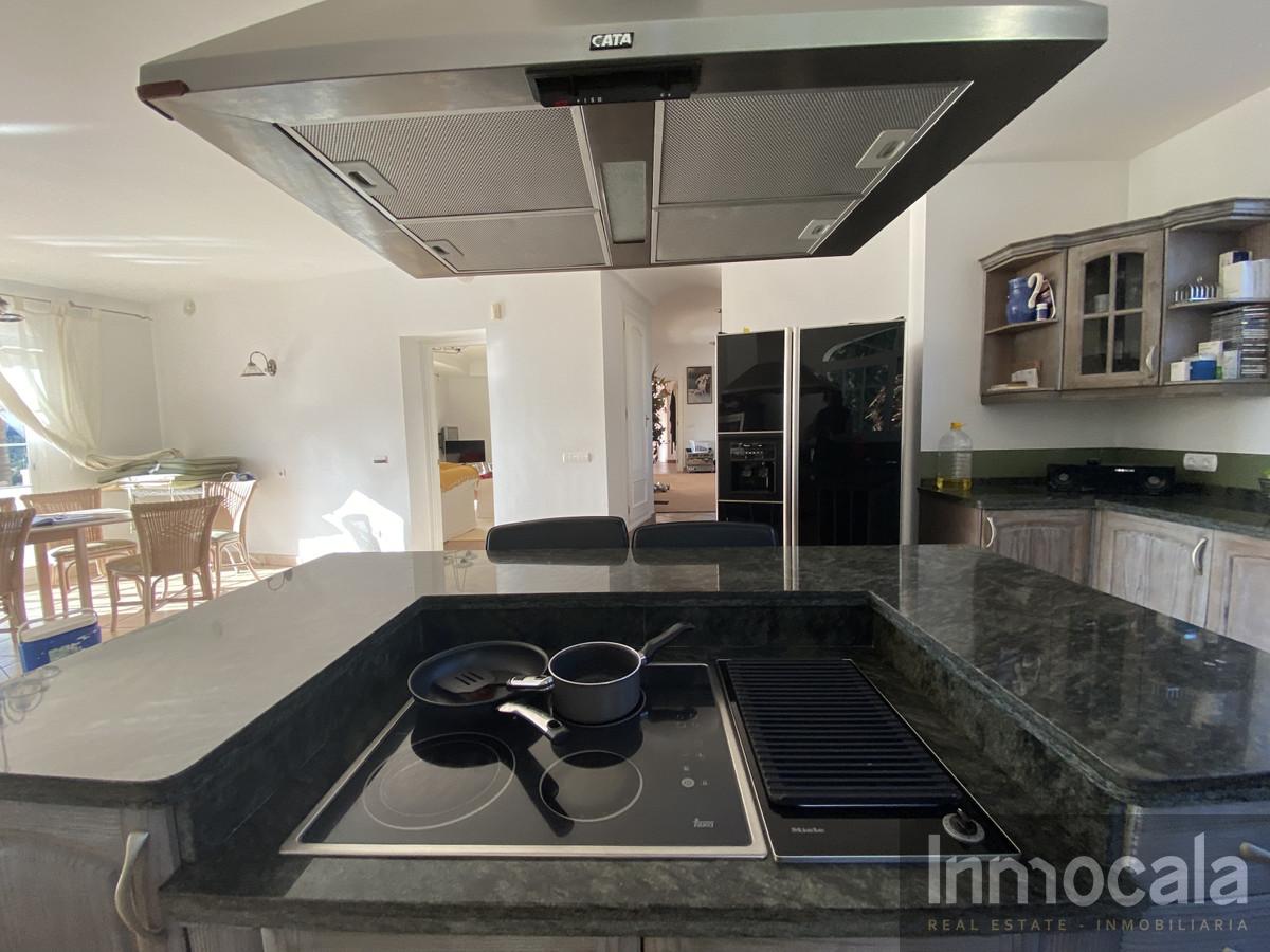 For sale of villa in Mijas Golf