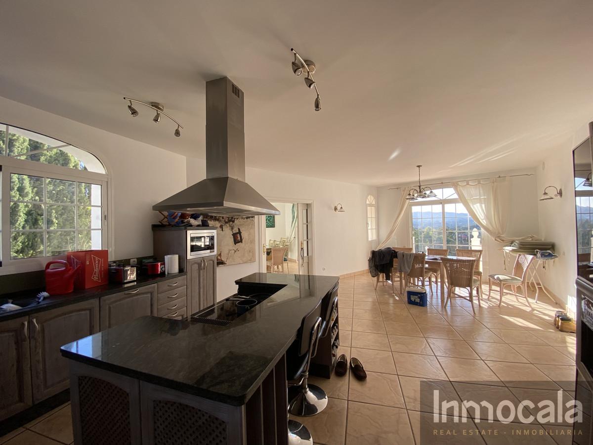 For sale of villa in Mijas Golf