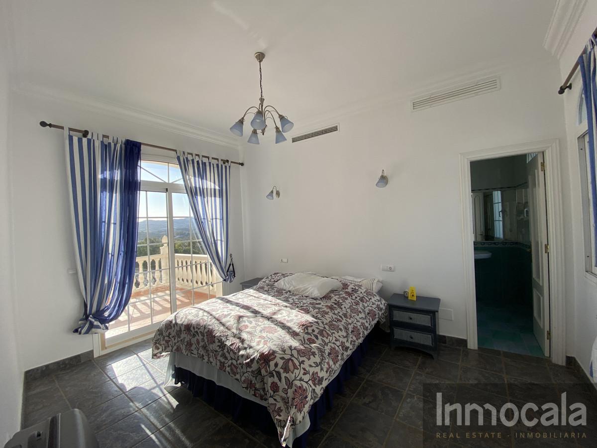 For sale of villa in Mijas Golf