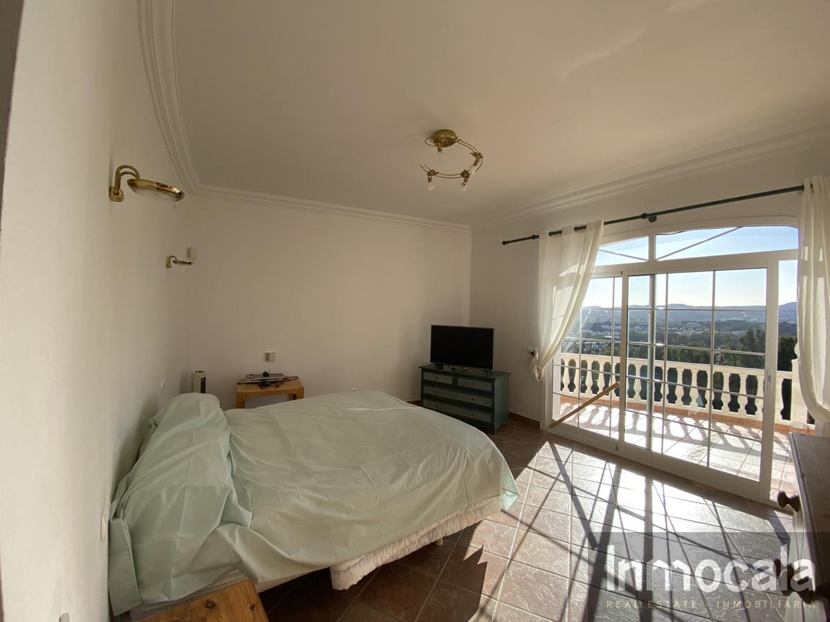 For sale of villa in Mijas Golf