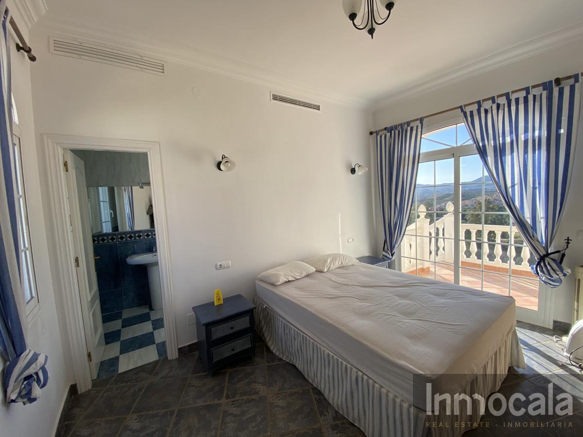 For sale of villa in Mijas Golf