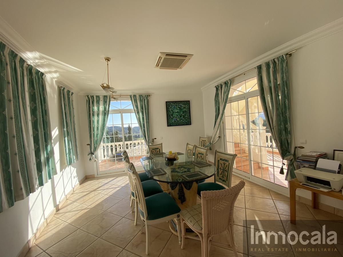For sale of villa in Mijas Golf